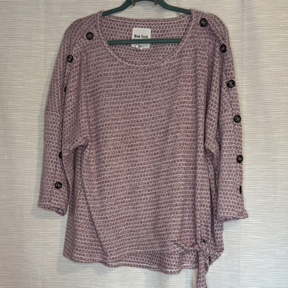 New York Laundry Mauve Textured Top